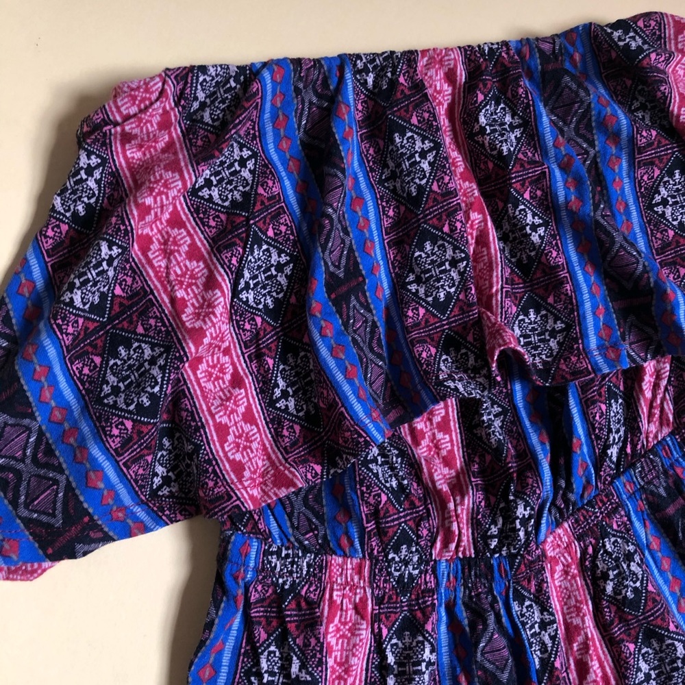 Patterned Strapless Romper - Picture 3 of 5
